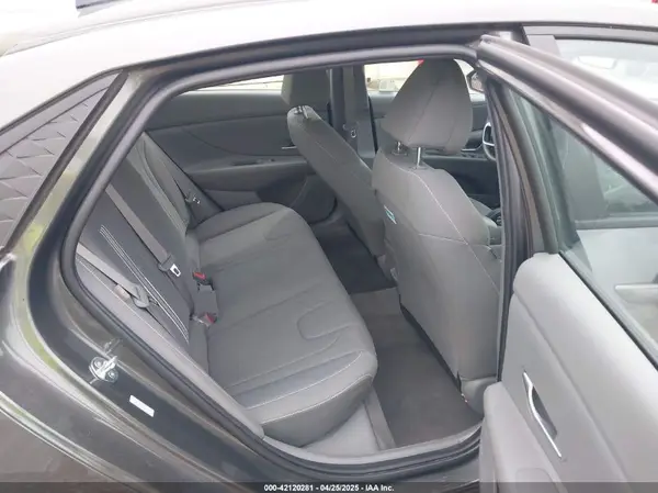 KMHLM4DG0RU664770 2024 HYUNDAI ELANTRA - Image 8