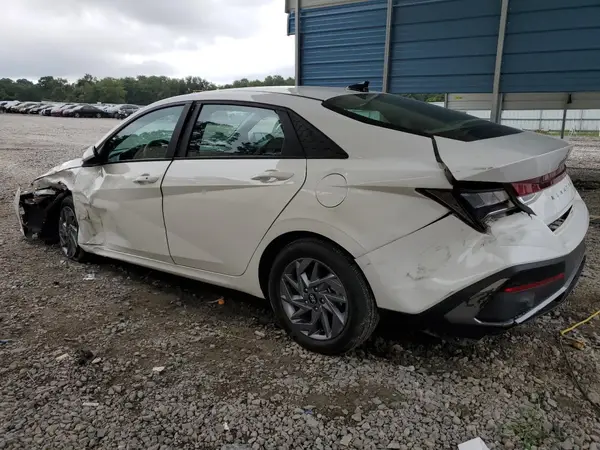 KMHLM4DG0RU664803 2024 HYUNDAI ELANTRA - Image 2