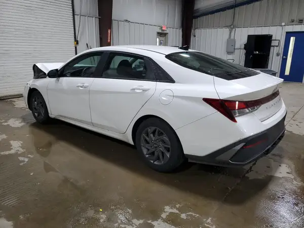 KMHLM4DG0RU665157 2024 HYUNDAI ELANTRA - Image 2