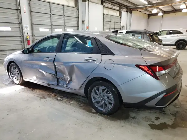 KMHLM4DG0RU665496 2024 HYUNDAI ELANTRA - Image 2