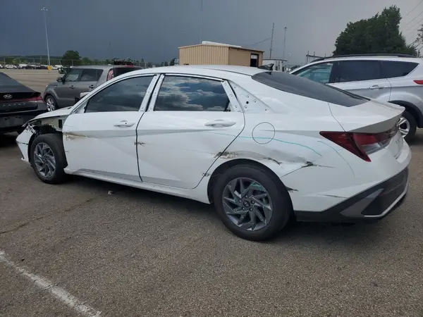 KMHLM4DG0RU690673 2024 HYUNDAI ELANTRA - Image 2
