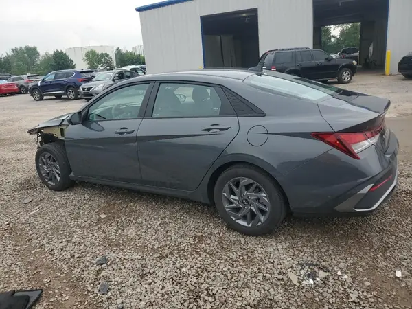 KMHLM4DG0RU690818 2024 HYUNDAI ELANTRA - Image 2