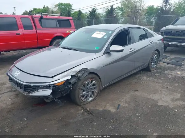 KMHLM4DG0RU693766 2024 HYUNDAI ELANTRA - Image 2