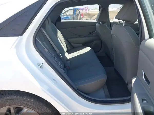 KMHLM4DG0RU695307 2024 HYUNDAI ELANTRA - Image 8