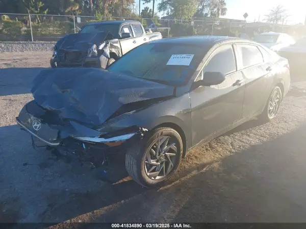 KMHLM4DG0RU708508 2024 HYUNDAI ELANTRA - Image 2