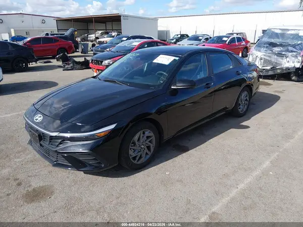 KMHLM4DG0RU722831 2024 HYUNDAI ELANTRA - Image 2