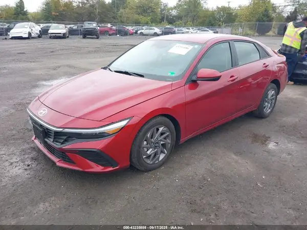 KMHLM4DG0RU734414 2024 HYUNDAI ELANTRA - Image 2