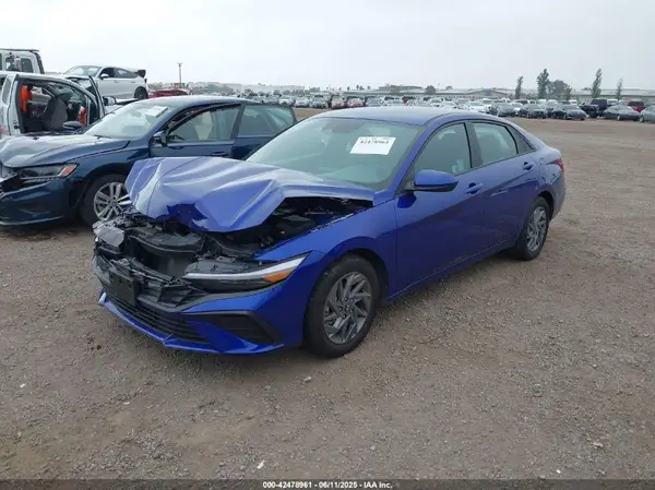 KMHLM4DG0RU740634 2024 HYUNDAI ELANTRA - Image 2