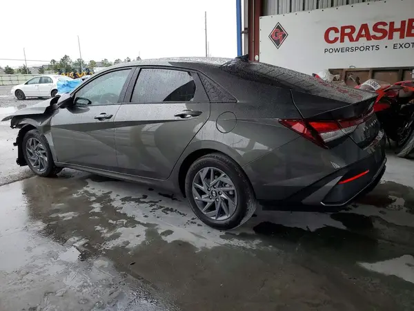 KMHLM4DG0RU749186 2024 HYUNDAI ELANTRA - Image 2