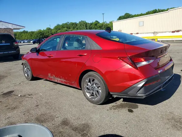 KMHLM4DG0RU750869 2024 HYUNDAI ELANTRA - Image 2