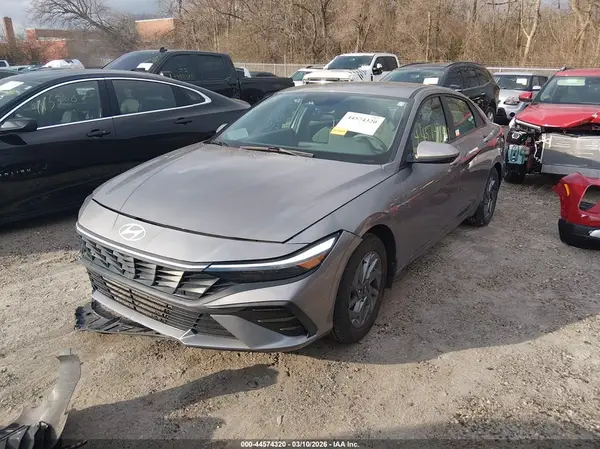 KMHLM4DG0RU754596 2024 HYUNDAI ELANTRA - Image 2