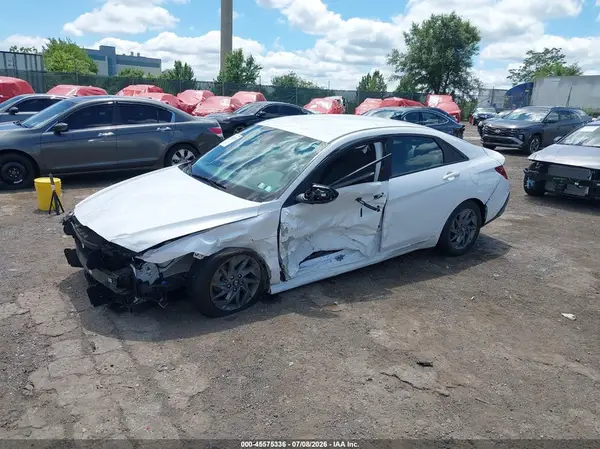KMHLM4DG0RU769504 2024 HYUNDAI ELANTRA - Image 2