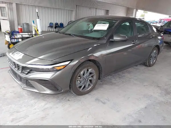 KMHLM4DG0RU771513 2024 HYUNDAI ELANTRA - Image 2