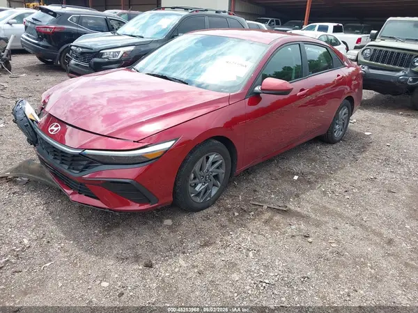 KMHLM4DG0RU776999 2024 HYUNDAI ELANTRA - Image 2