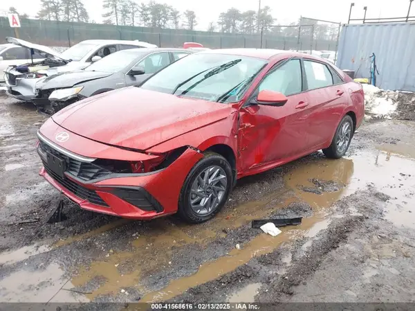 KMHLM4DG0RU780986 2024 HYUNDAI ELANTRA - Image 2