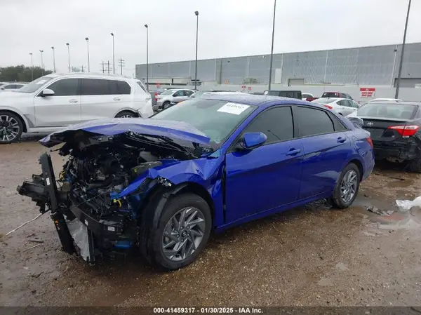 KMHLM4DG0RU808205 2024 HYUNDAI ELANTRA - Image 2