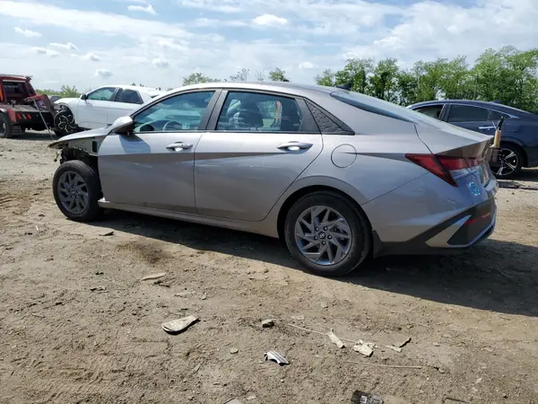KMHLM4DG0RU815865 2024 HYUNDAI ELANTRA - Image 2
