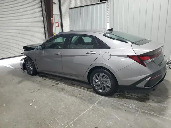 KMHLM4DG0RU823674 2024 HYUNDAI ELANTRA - Image 2