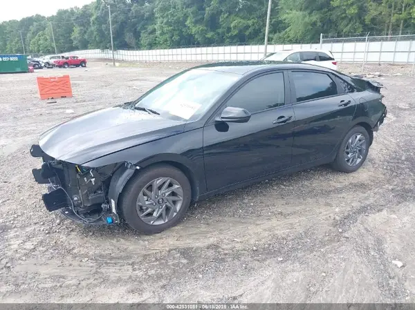 KMHLM4DG0RU833010 2024 HYUNDAI ELANTRA - Image 2