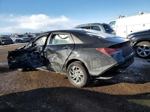 KMHLM4DG0RU836909 2024 HYUNDAI ELANTRA - Image 2