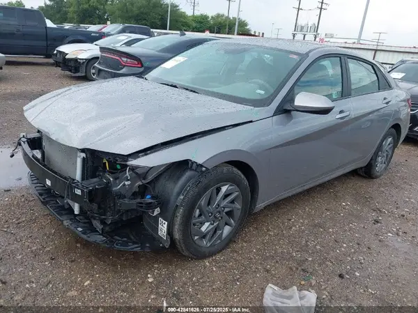 KMHLM4DG0RU844976 2024 HYUNDAI ELANTRA - Image 2