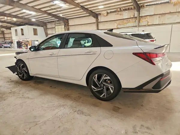 KMHLM4DG0SU008767 2025 HYUNDAI ELANTRA - Image 2