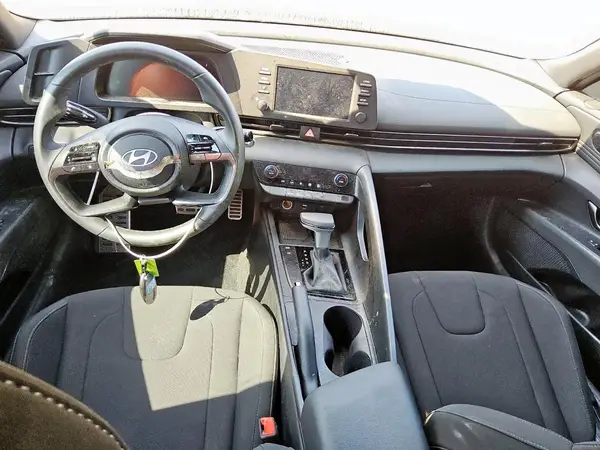 KMHLM4DG0SU009093 2025 HYUNDAI ELANTRA - Image 8