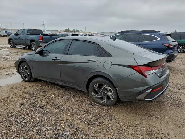 KMHLM4DG0SU014875 2025 HYUNDAI ELANTRA - Image 2