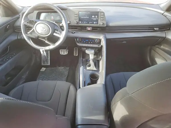 KMHLM4DG0SU017632 2025 HYUNDAI ELANTRA - Image 8