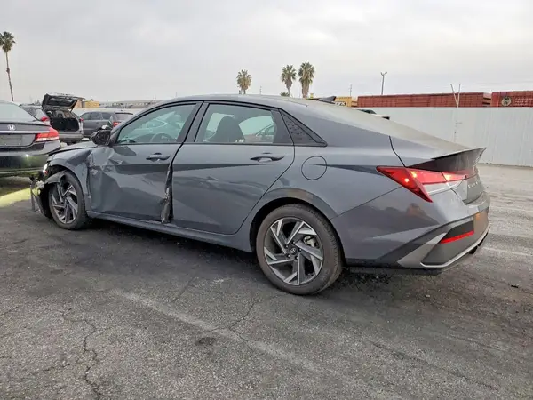 KMHLM4DG0SU040408 2025 HYUNDAI ELANTRA - Image 2