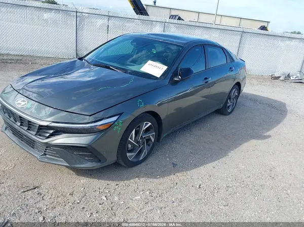 KMHLM4DG0SU056818 2025 HYUNDAI ELANTRA - Image 2