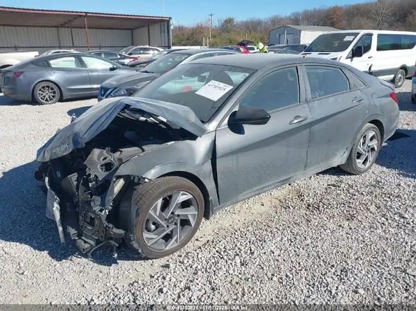 KMHLM4DG0SU067673 2025 HYUNDAI ELANTRA - Image 2