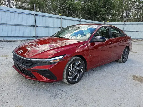 KMHLM4DG0SU068001 2025 HYUNDAI ELANTRA - Image 1
