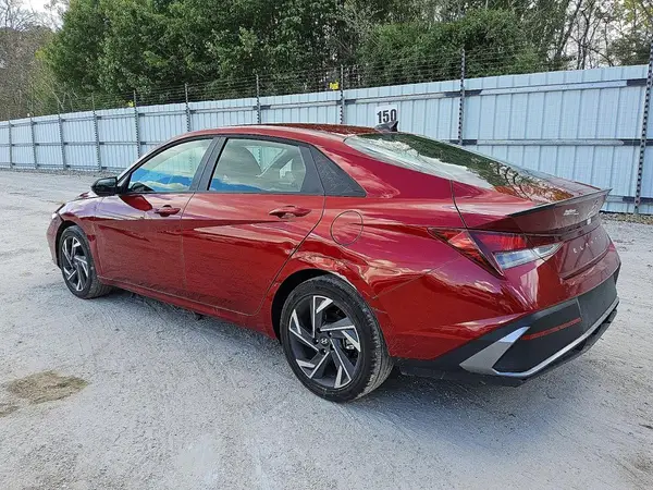 KMHLM4DG0SU068001 2025 HYUNDAI ELANTRA - Image 2