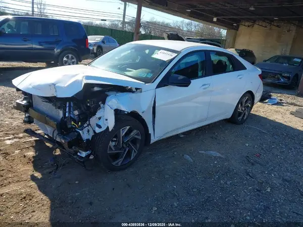 KMHLM4DG0SU076518 2025 HYUNDAI ELANTRA - Image 2