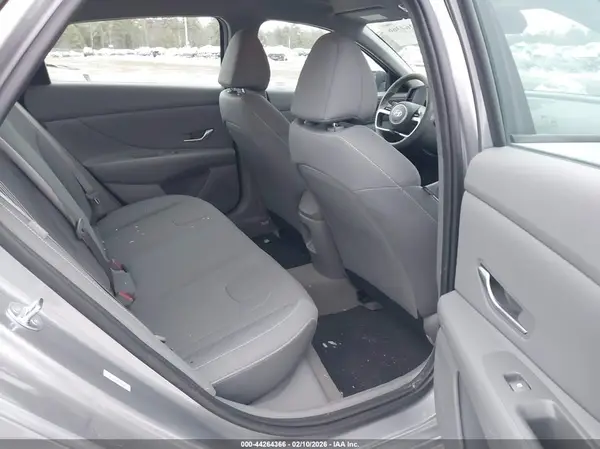 KMHLM4DG0SU094579 2025 HYUNDAI ELANTRA - Image 8