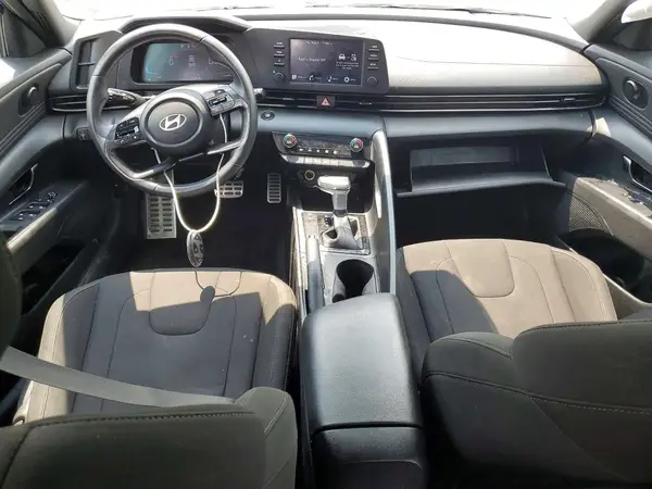 KMHLM4DG0SU866384 2025 HYUNDAI ELANTRA - Image 8