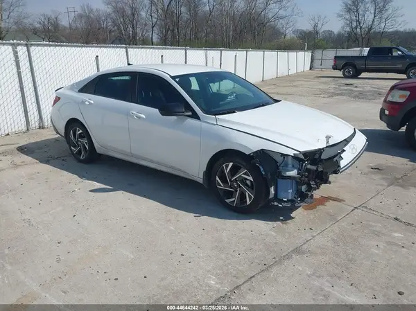 KMHLM4DG0SU880799 2025 HYUNDAI ELANTRA - Image 1