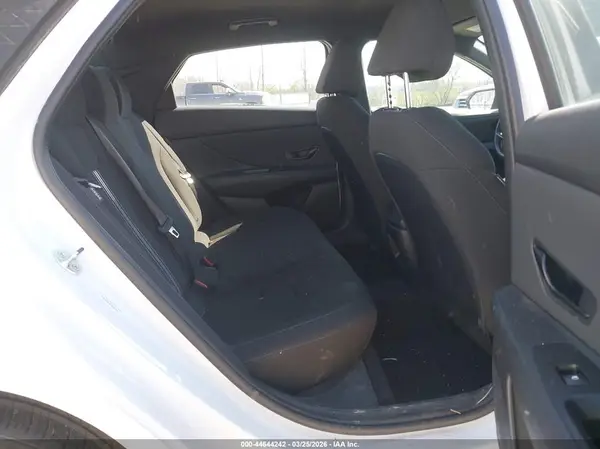 KMHLM4DG0SU880799 2025 HYUNDAI ELANTRA - Image 8