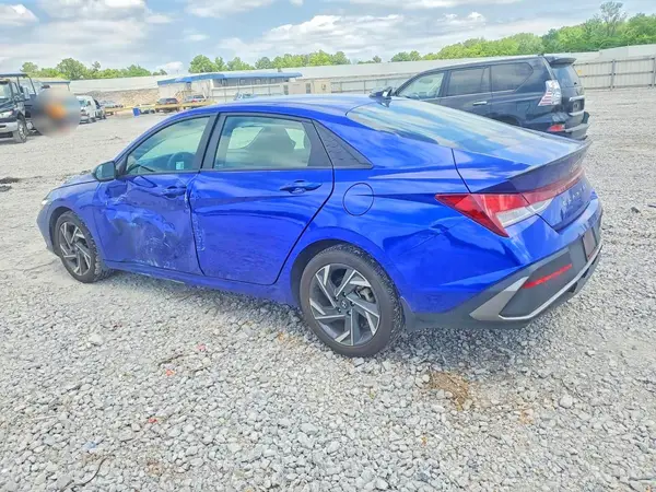 KMHLM4DG0SU882875 2025 HYUNDAI ELANTRA - Image 2