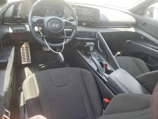 KMHLM4DG0SU882875 2025 HYUNDAI ELANTRA - Image 8