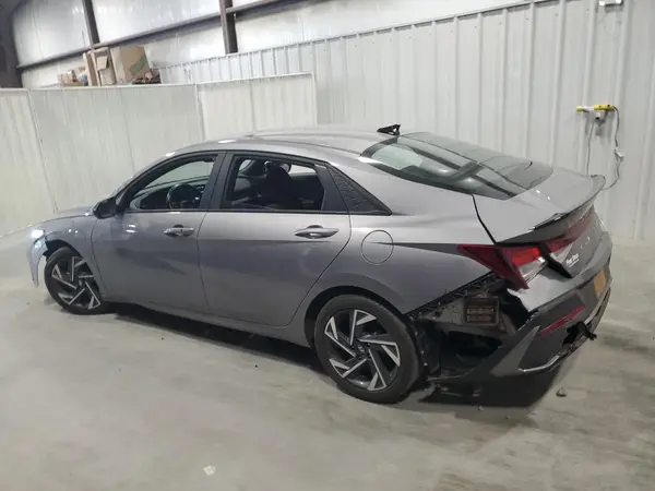 KMHLM4DG0SU892774 2025 HYUNDAI ELANTRA - Image 2