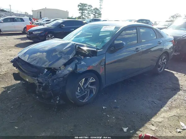 KMHLM4DG0SU895447 2025 HYUNDAI ELANTRA - Image 2