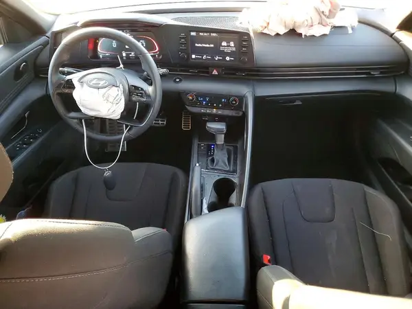 KMHLM4DG0SU904583 2025 HYUNDAI ELANTRA - Image 8