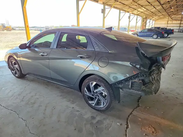 KMHLM4DG0SU907869 2025 HYUNDAI ELANTRA - Image 2