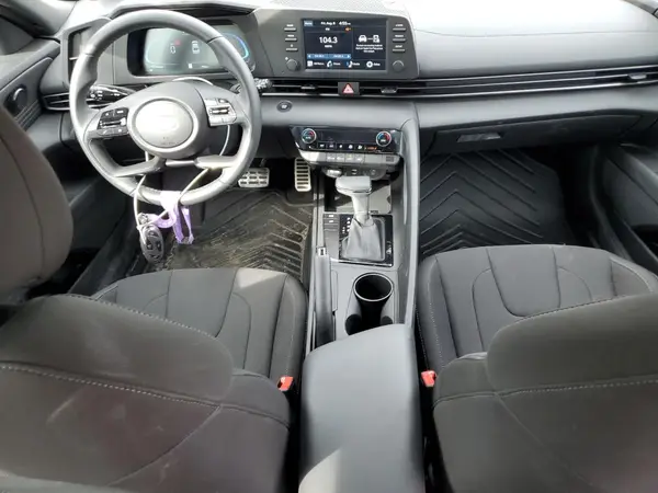 KMHLM4DG0SU909699 2025 HYUNDAI ELANTRA - Image 8