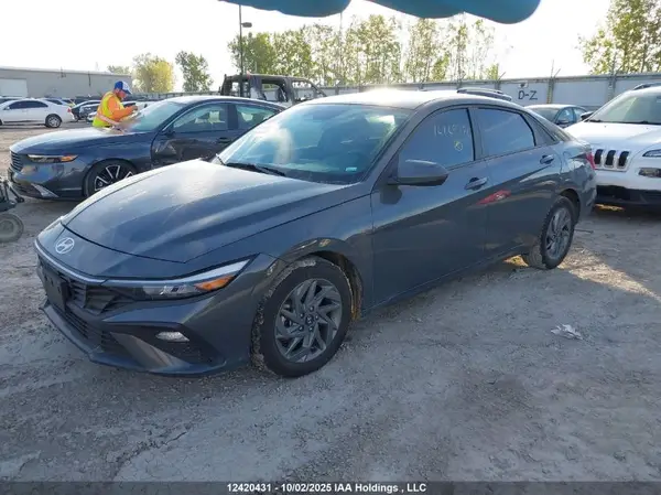 KMHLM4DG0SU913803 2025 HYUNDAI ELANTRA - Image 2