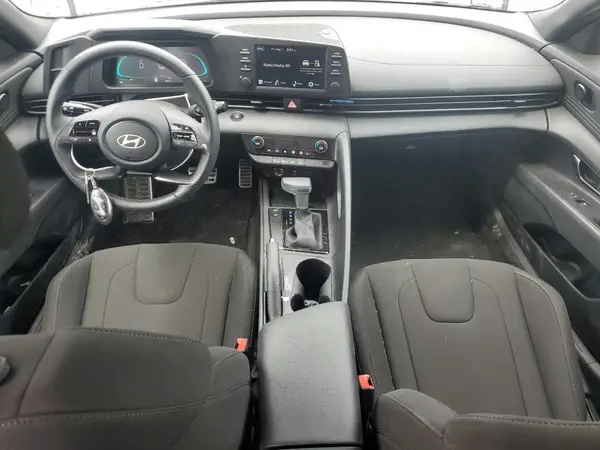 KMHLM4DG0SU916880 2025 HYUNDAI ELANTRA - Image 8