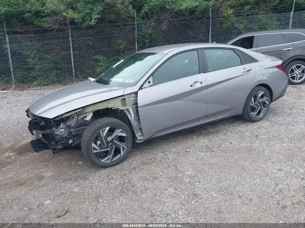 KMHLM4DG0SU917205 2025 HYUNDAI ELANTRA - Image 2