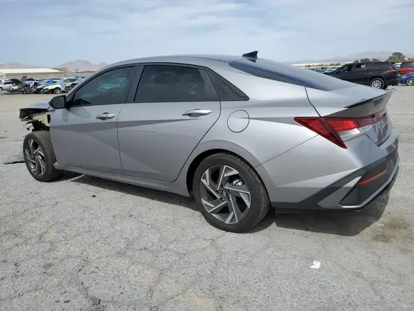 KMHLM4DG0SU927071 2025 HYUNDAI ELANTRA - Image 2